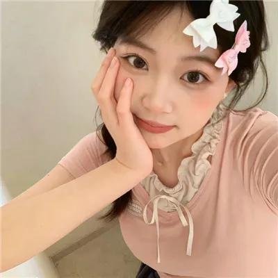 5个吓鬼的少年